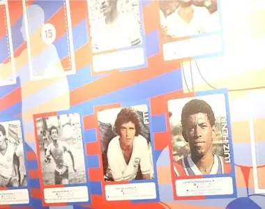 Foto de Daniel Alves é retirada do museu do Bahia, na Arena Fonte Nova