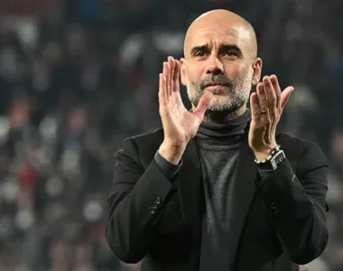 Técnico é tricampeão da Champions League