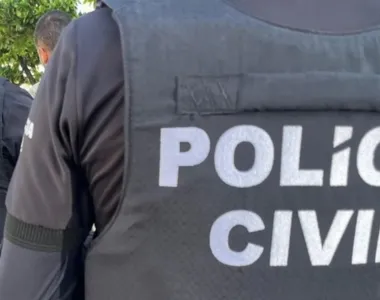 Vários tiros foram disparados contra o homem, de 42 anos de idade