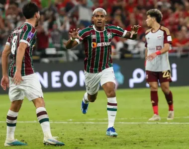 John Kennedy marcou pelo Flu contra o Al-Ahly