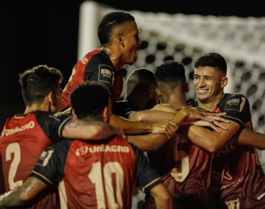 Jogadores do Leão fizeram a festa no Barradão