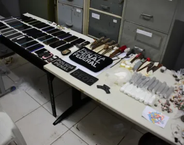 Parte dos materiais apreendidos