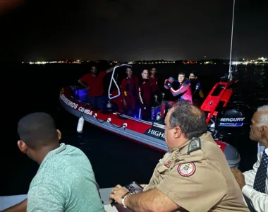 A embarcação envolvida na tragédia que, até então, deixou cinco vítimas fatais, é de uso recreativo e não pode ser usada par fins comerciais.