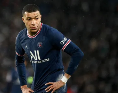 Mbappé só tem contrato com o PSG até o fim da temporada