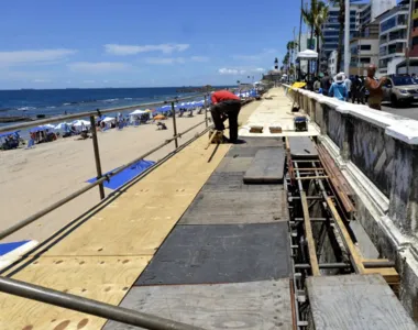 Decisão de interditar passarelas foi feita pelo Ministério Público (MP)