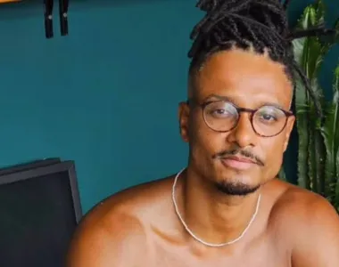 O ator que estrelou na novela 'Vai Na Fé', da Globo, sofreu um acidente de moto