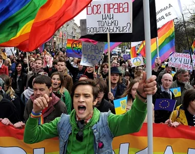 Rússia endurece pra cima da comunidade LGBT