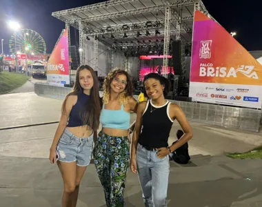 Serena Silva, Lara Barbosa e Tayali Brito curtindo o festival na capital baiana