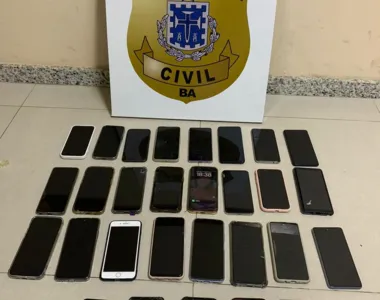 Policiais conseguiram recuperar um número grande de celulares roubados