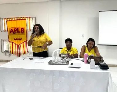 Assembleia foi realizada nesta terça-feira (27)