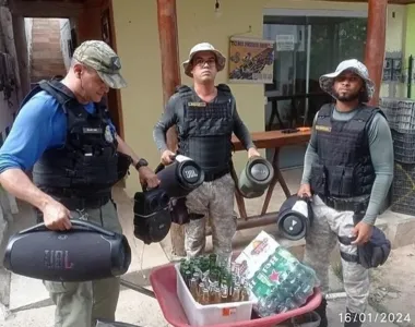 Fiscalização confiscou diversos objetos e garrafas de vidro da galera nas praias