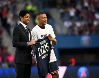 Mbappé tem contrato com o PSG até junho deste ano