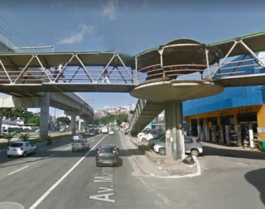 Avenida Mário Leal Ferreira, conhecida como Bonocô