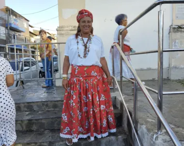 Teresa Cristina tem 63 anos e é integrante das Ganhadeiras de Itapuã