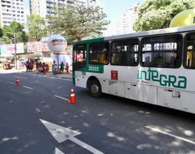 As linhas de ônibus que passam pelo trecho terão o roteiro modificado até a abertura das vias