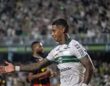 Manga era um dos destaques do Coritiba antes do caso