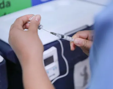 Podem receber a vacina, em Salvador, os pré-adolescentes entre 10 e 11 anos