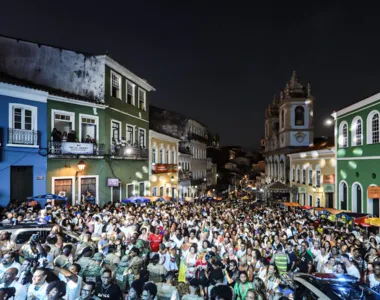 Muitas pessoas foram ao Largo do Pelourinho