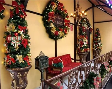 Shopping Bela Vista com decoração natalina