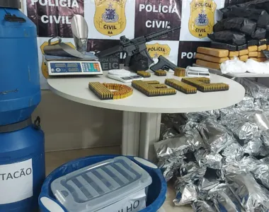 A investigação que resultou na desarticulação de um laboratório de entorpecentes em uma casa de veraneio