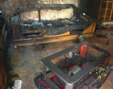 O incêndio já tinha sido debelado quando os bombeiros chegaram