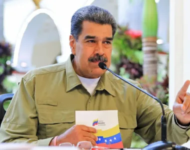 Maduro tenta pegar terra de geral