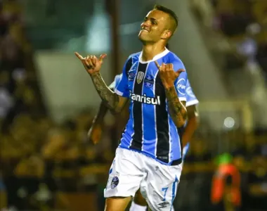 Durante sua segunda passagem pelo Grêmio, Luan teve uma participação limitada