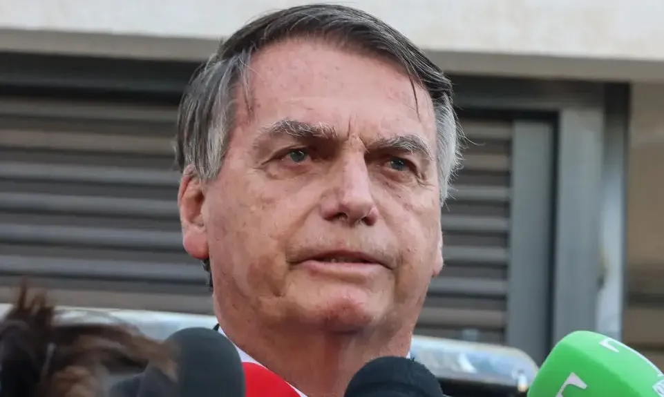 Bolsonaro e mais 16 acusados foram indiciados pela PF