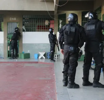 Imagem ilustrativa da imagem Chefões de facções criminosas são transferidos de presídio na Bahia