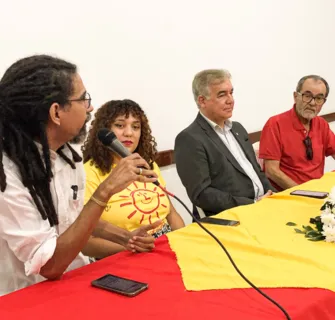 Imagem ilustrativa da imagem PSOL declara apoio a Zé Neto contra 'Ronaldismo': "Não dá mais"