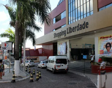 Acidente ocorreu próximo ao Shopping Liberdade