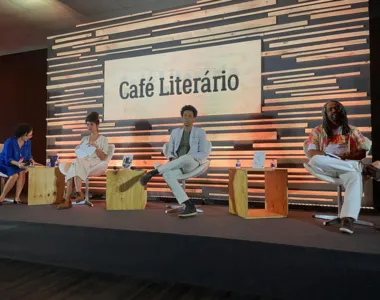 Aldri esteve presente na mesa Café Literário da Bienal do Livro Bahia