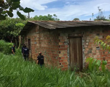 Dupla foi presa, mas outro adolescente envolvido no crime segue foragido