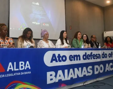 Evento foi realizado nesta segunda-feira (15)