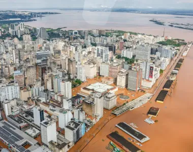 Porto Alegre vive drama com a chuva