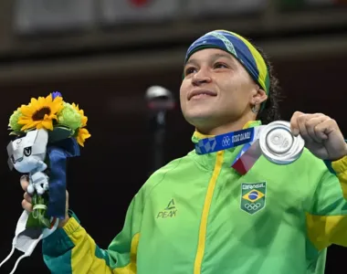 Bia conquistou a medalha de prata na sua primeira Olimpíada