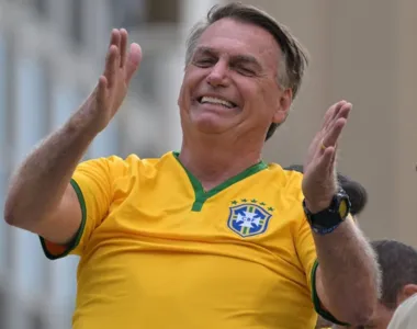 Bolsonaro está internado desde sábado