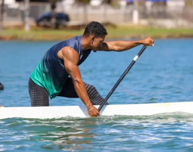 Baiano Filipe Vieira vai disputar a prova C2 500 m no torneio classificatório para os Jogos de Paris