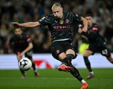 Haaland marcou um doblete contra o Tottenham