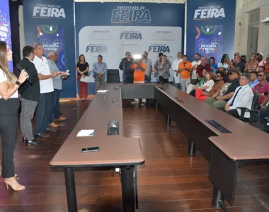 Prefeito de Feira esteve presente em coletiva para anúncio de atrações e novidades