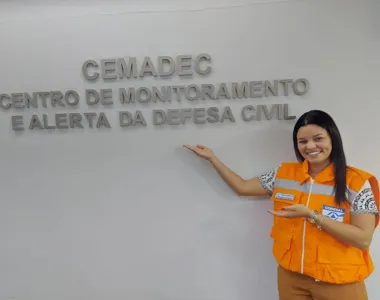 O "coração da Codesal". É assim que a coordenadora Alana Matos define o Centro de Monitoramento de Alerta e Alarme da Defesa Civil de Salvador (CEMADEC)