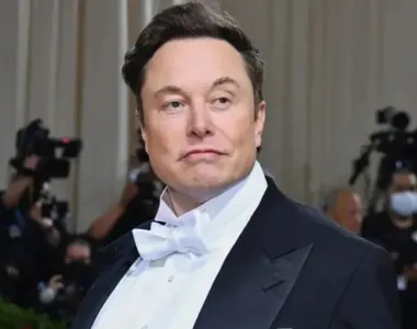 Musk disse que Moraes é o "Darth Vader" do Brasil