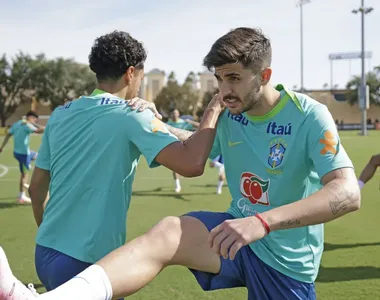 Beraldo e Marquinhos em treino da Seleção nos Estados Unidos