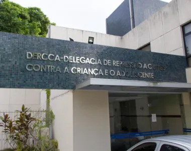 Suspeita foi levada para a Dercca