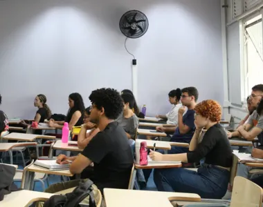 As provas do Concurso Nacional Unificado (CNU) estavam programadas para acontecerem neste domingo (5)