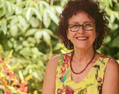 Escritora e poetisa Roseana Murray, de 73 anos