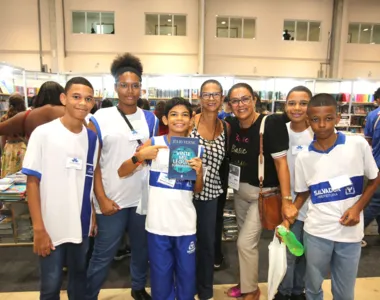 O Centro de Convenções Salvador foi tomado por uma multidão de alunos