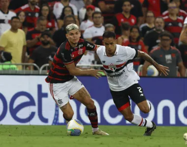 Flamengo derrotou o São Paulo por 2 a 1