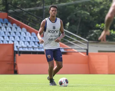 Carlinhos já tem 9 gols em 2024 e é um dos artilheiros do Campeonato Carioca