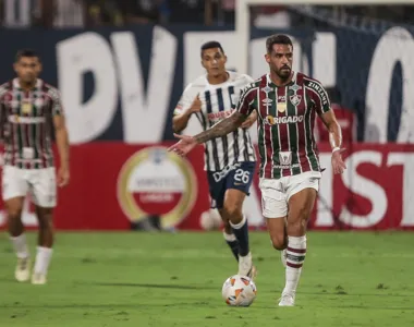 Renato Augusto no empate do Flu